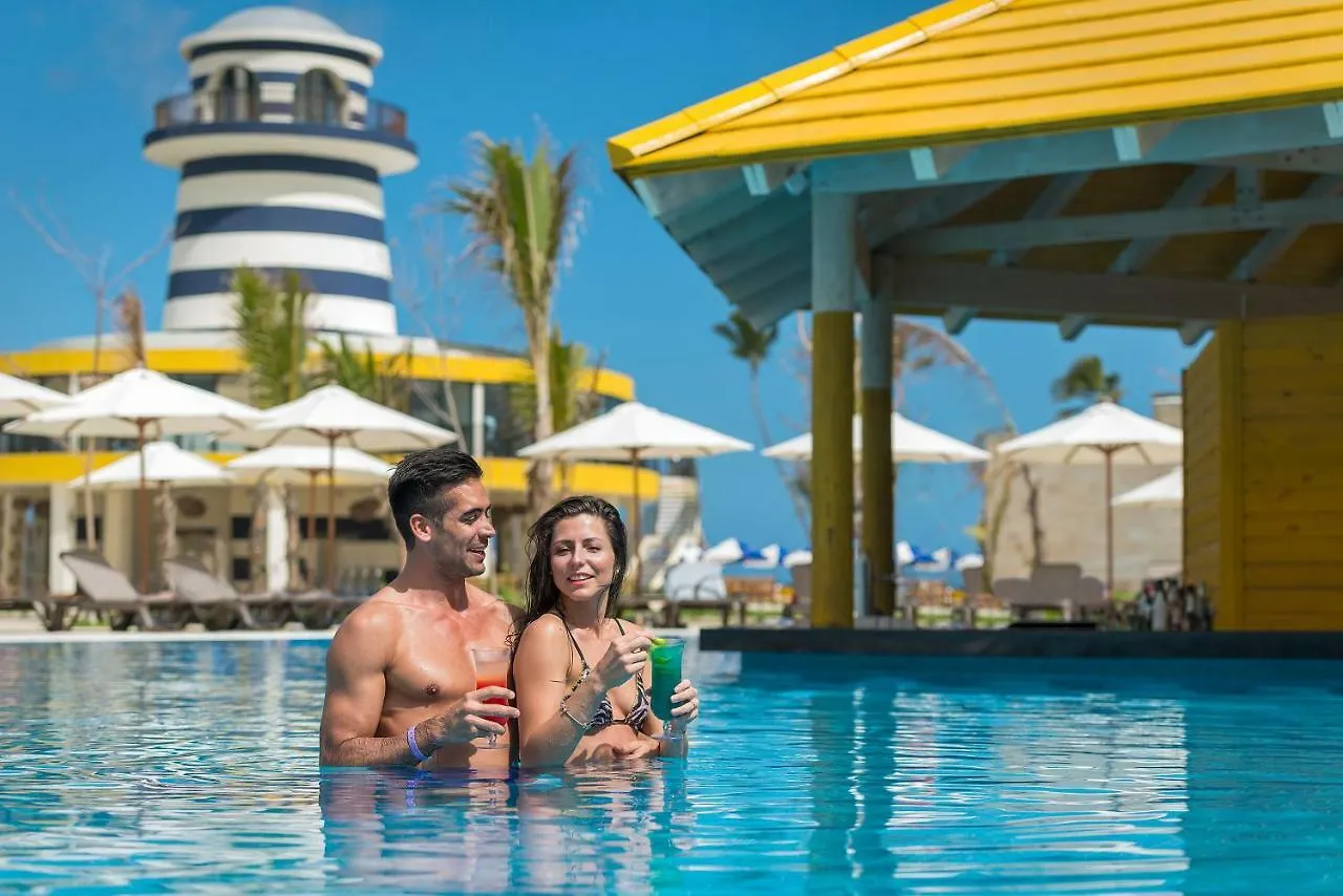Resort El Beso Adults Only At Ocean El Faro Hotel Punta Cana