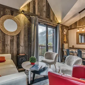 https://alta-rocca.hotels-rhonealpes.com