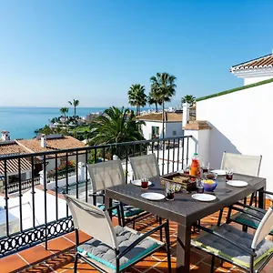 https://nerja-paradise-rentals-villa-azalea.es-andalucia.com